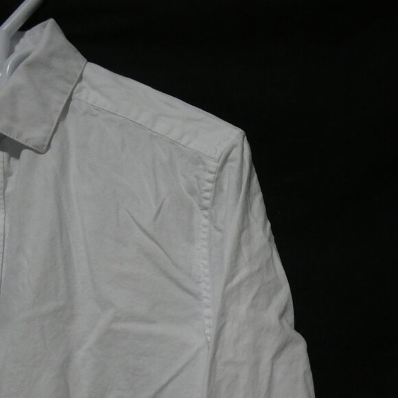 H&M | small | Slim Fit | Collared White Button-Up Dress Shirt | Black Buttons - Picture 5 of 14